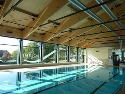 Hallenbad G�rwihl